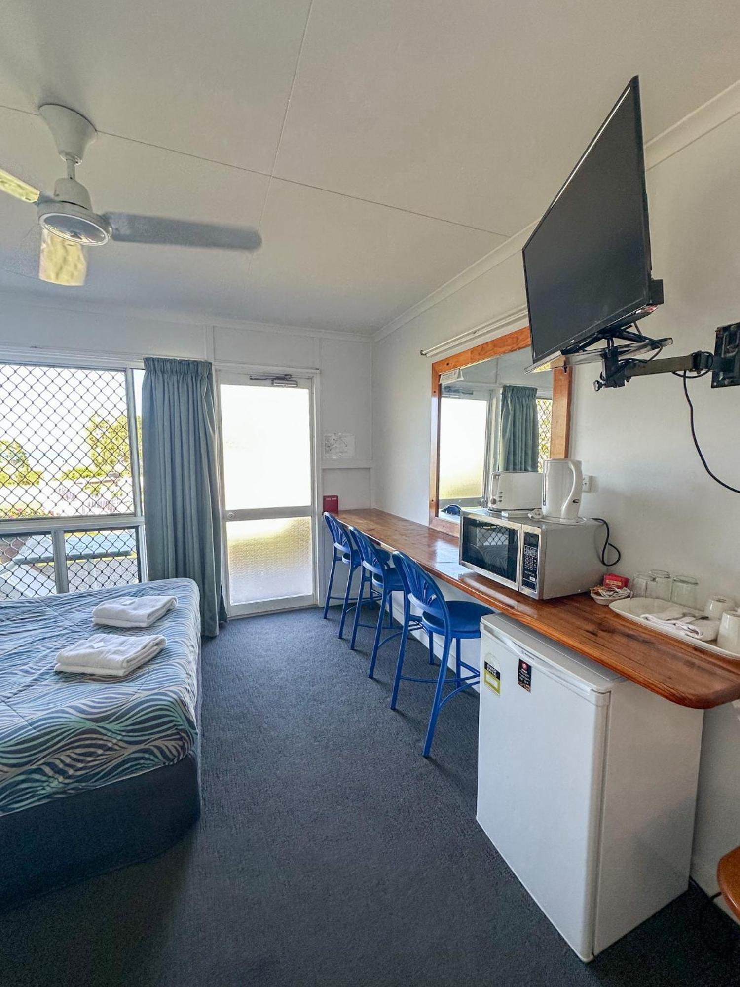 Ocean View Motel Bowen Eksteriør bilde